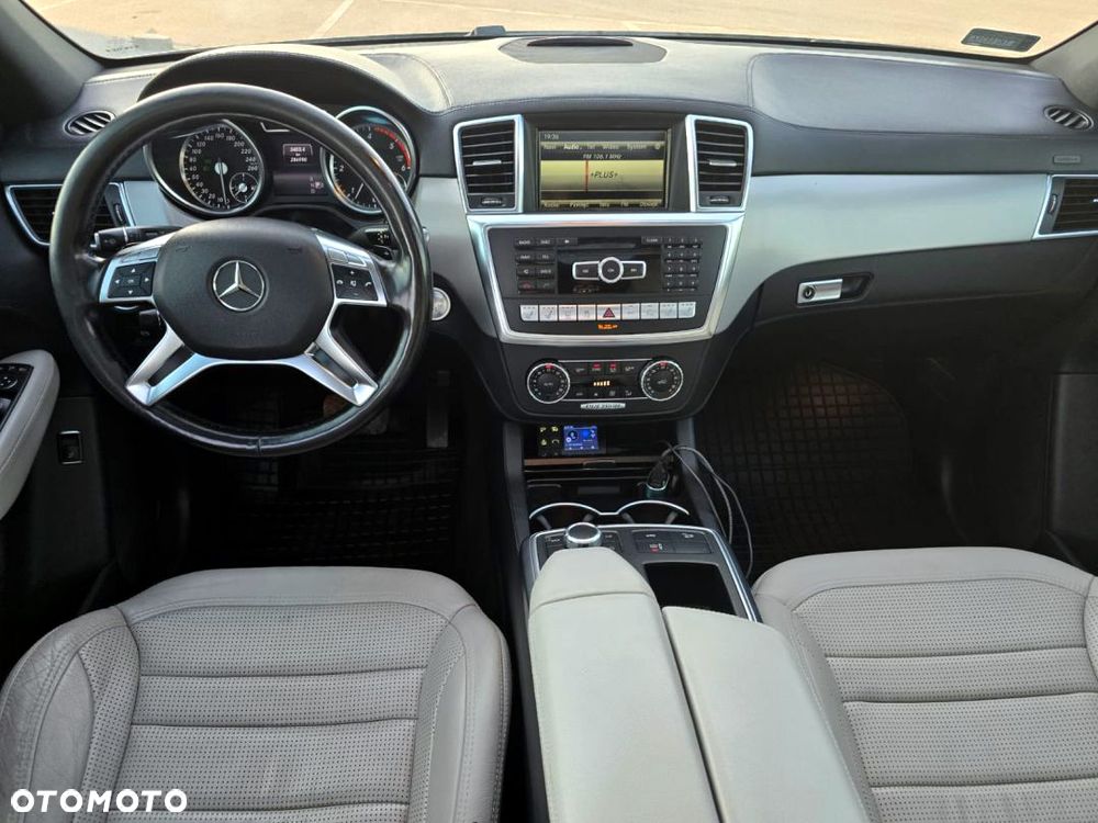 Mercedes-Benz ML 350 BlueTEC 4MATIC 7G-TRONIC - 18