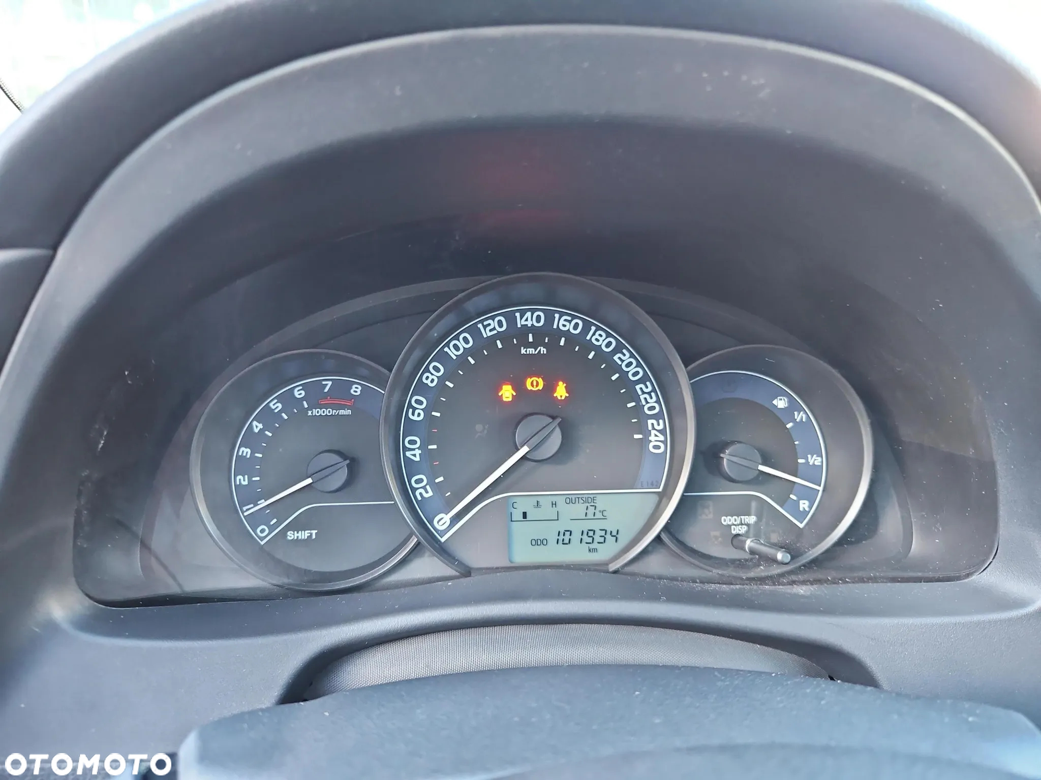 Toyota Auris 1.6 Active - 14
