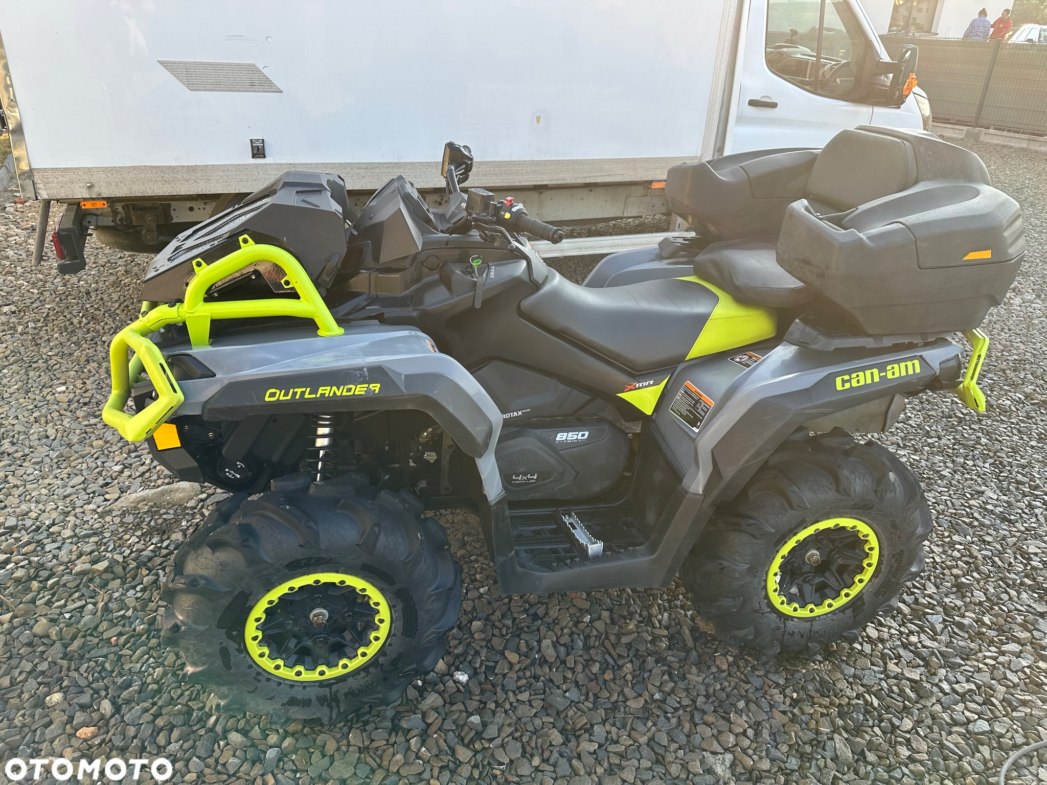 Can-Am Outlander - 7