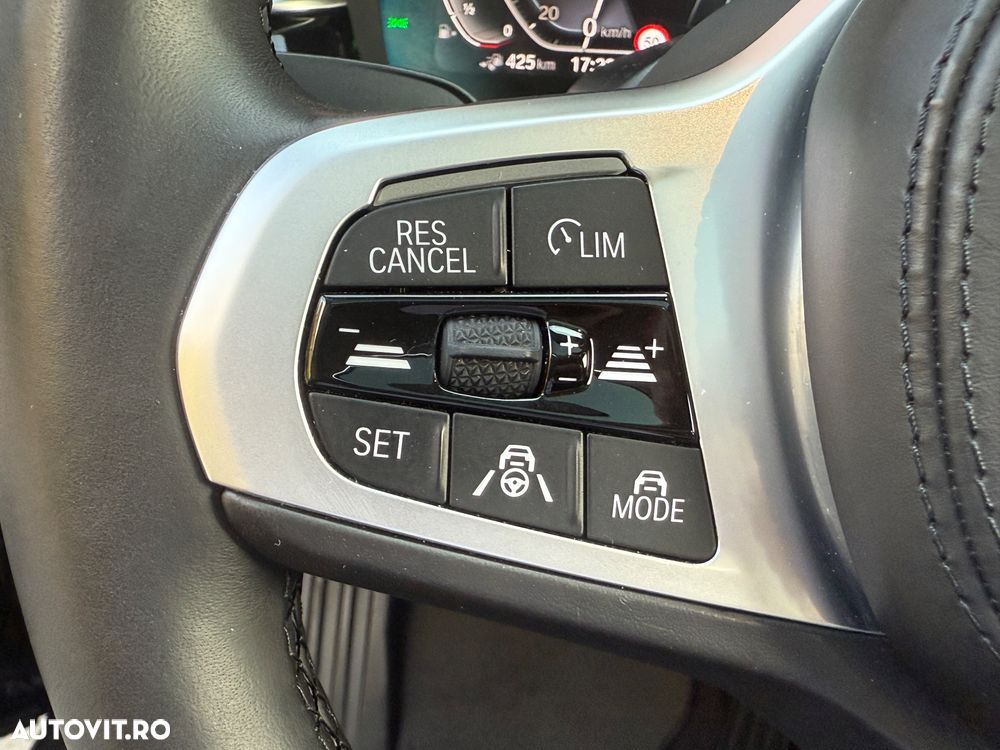 BMW Seria 5 530e Aut. Luxury Line - 25