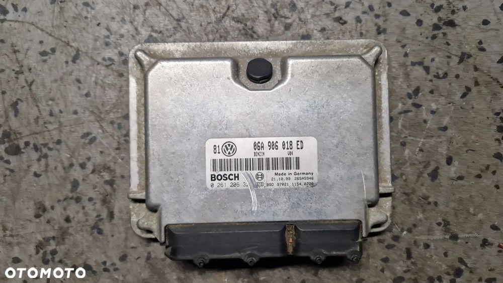 VOLKSWAGEN GOLF IV BORA 2.0 8V STEROWNIK SILNIKA 06A906018ED - 1