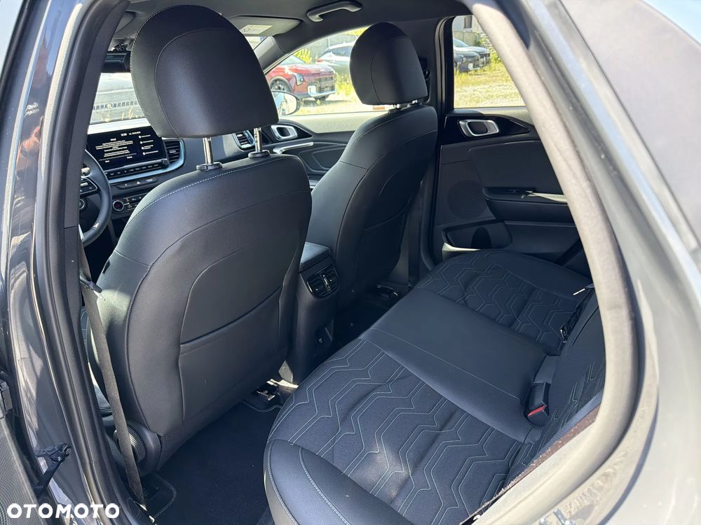 Kia XCeed 1.6 T-GDI Tribute DCT - 15