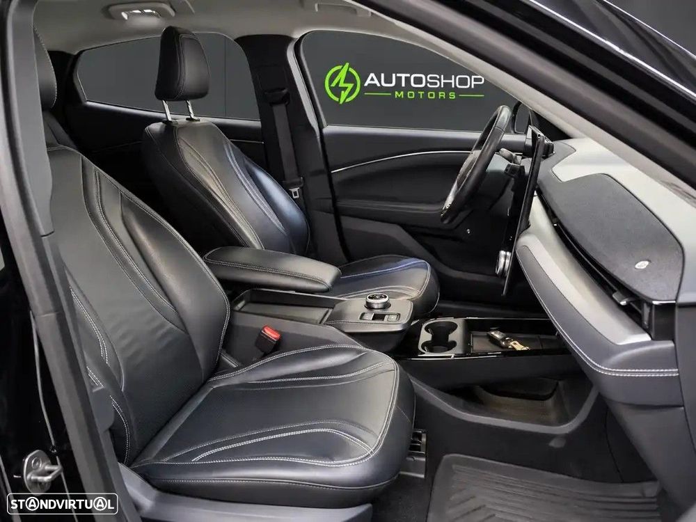 Ford Mustang Mach-E 75.7 kWh Base - 6
