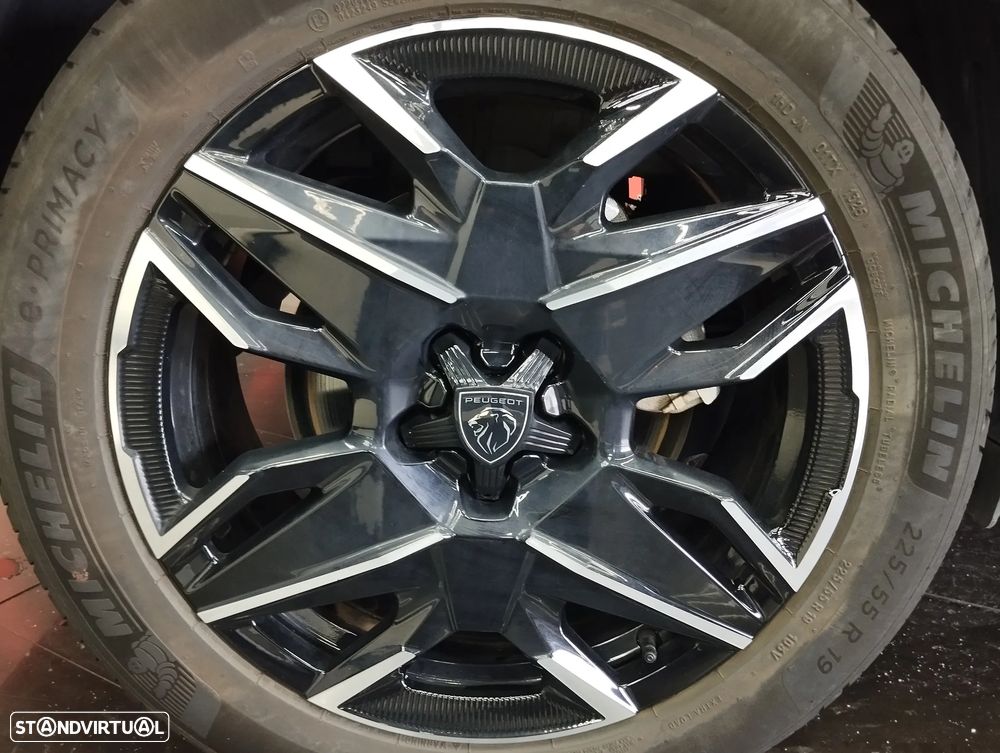 Peugeot 3008 1.2 Hybrid Allure e-DCS6 - 11