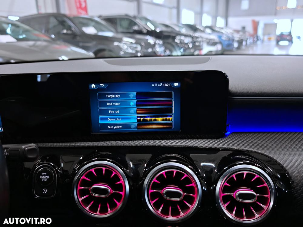 Mercedes-Benz CLA 180 7G-DCT - 14