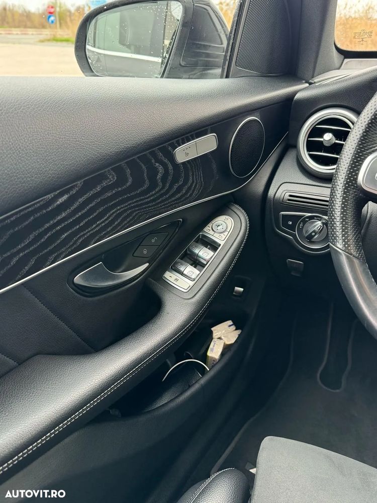 Mercedes-Benz GLC 300 4MATIC - 9