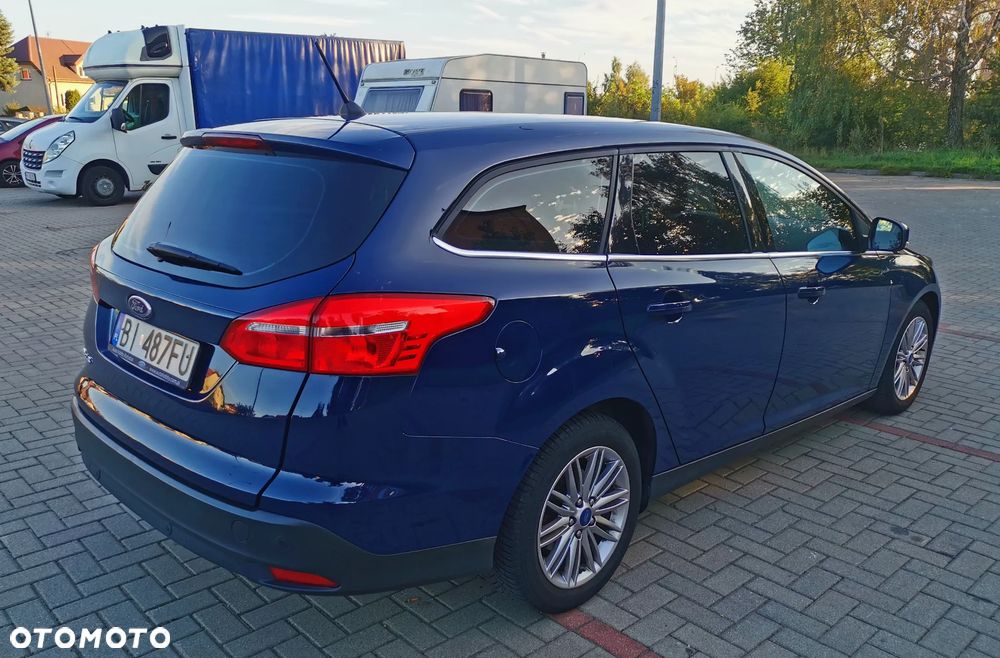 Ford Focus 1.5 TDCi SYNC Edition - 6