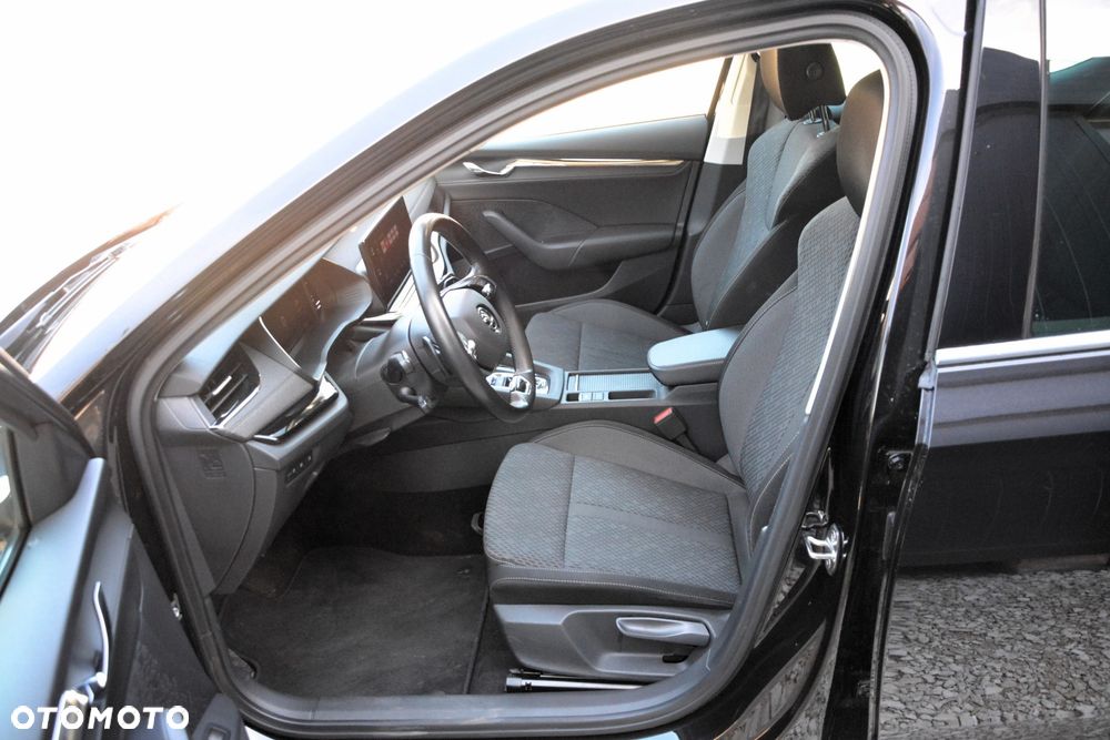 Skoda Octavia 2.0 TDI Style DSG - 9