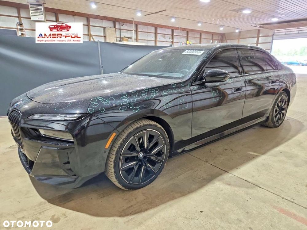 BMW i7 - 1