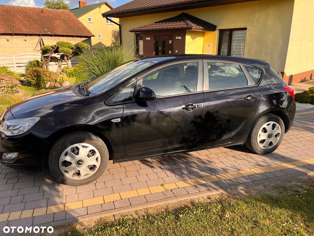 Opel Astra 1.4 Essentia - 6