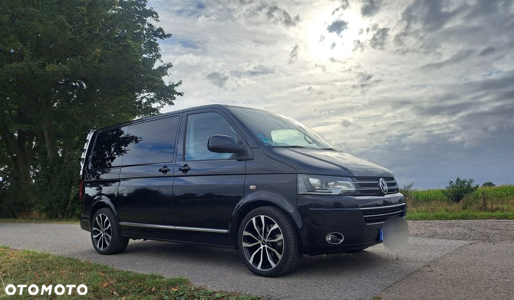 Volkswagen Multivan - 9