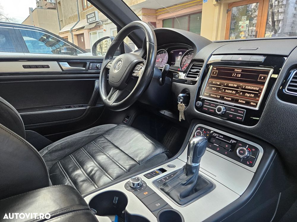Volkswagen Touareg - 15