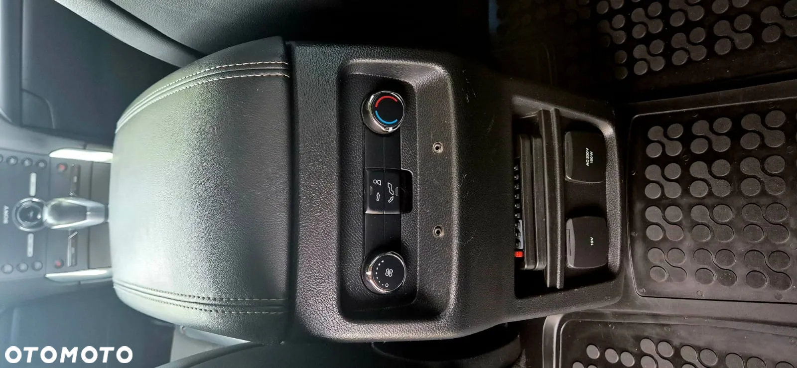 Ford Galaxy 2.0 TDCi Bi-Turbo Titanium PowerShift - 22