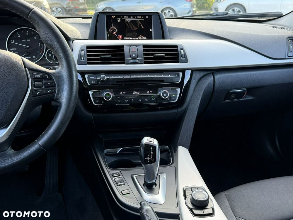 BMW Seria 3 320d - 21