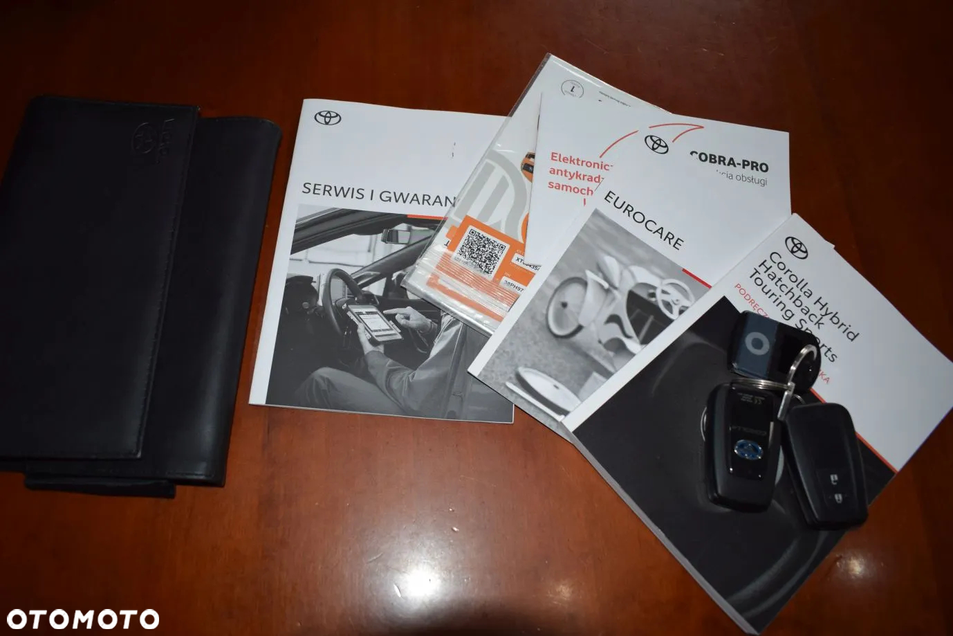 Toyota Corolla ver-1-8-hybrid-comfort - 13