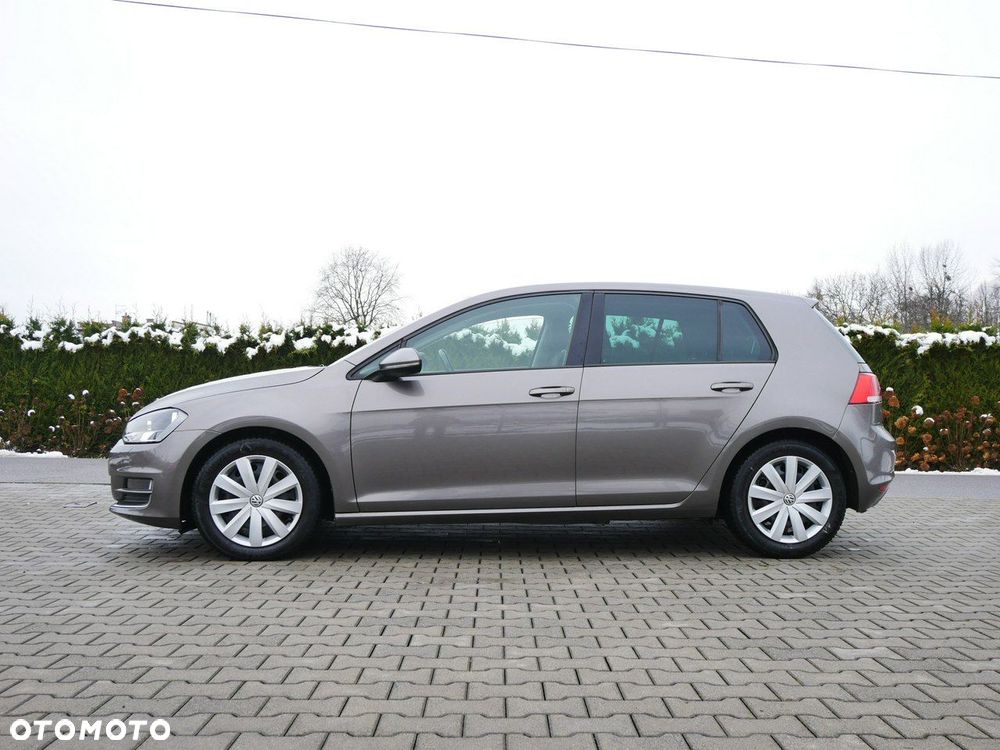 Volkswagen Golf 1.2 TSI BlueMotion Technology Comfortline - 2