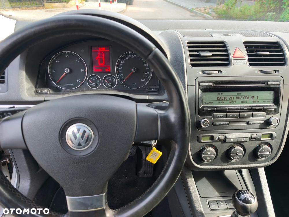 Volkswagen Golf 2.0 TDI Trendline - 8