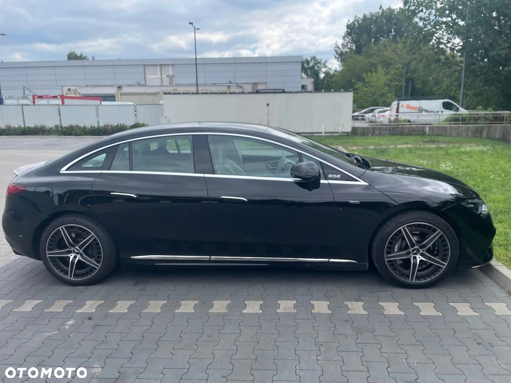 Mercedes-Benz EQE - 5