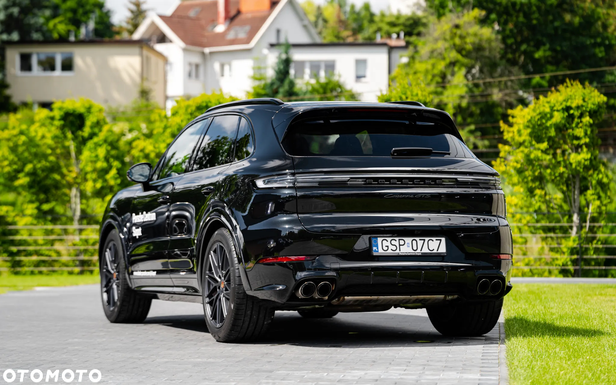 Porsche Cayenne GTS - 4