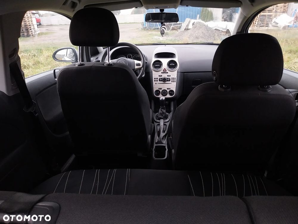 Opel Corsa 1.2 16V - 8