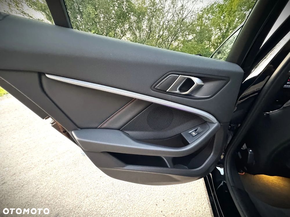 BMW Seria 1 118i Sport Line - 21