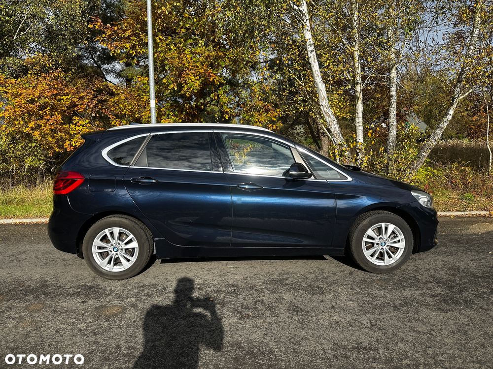 BMW Seria 2 218i - 5
