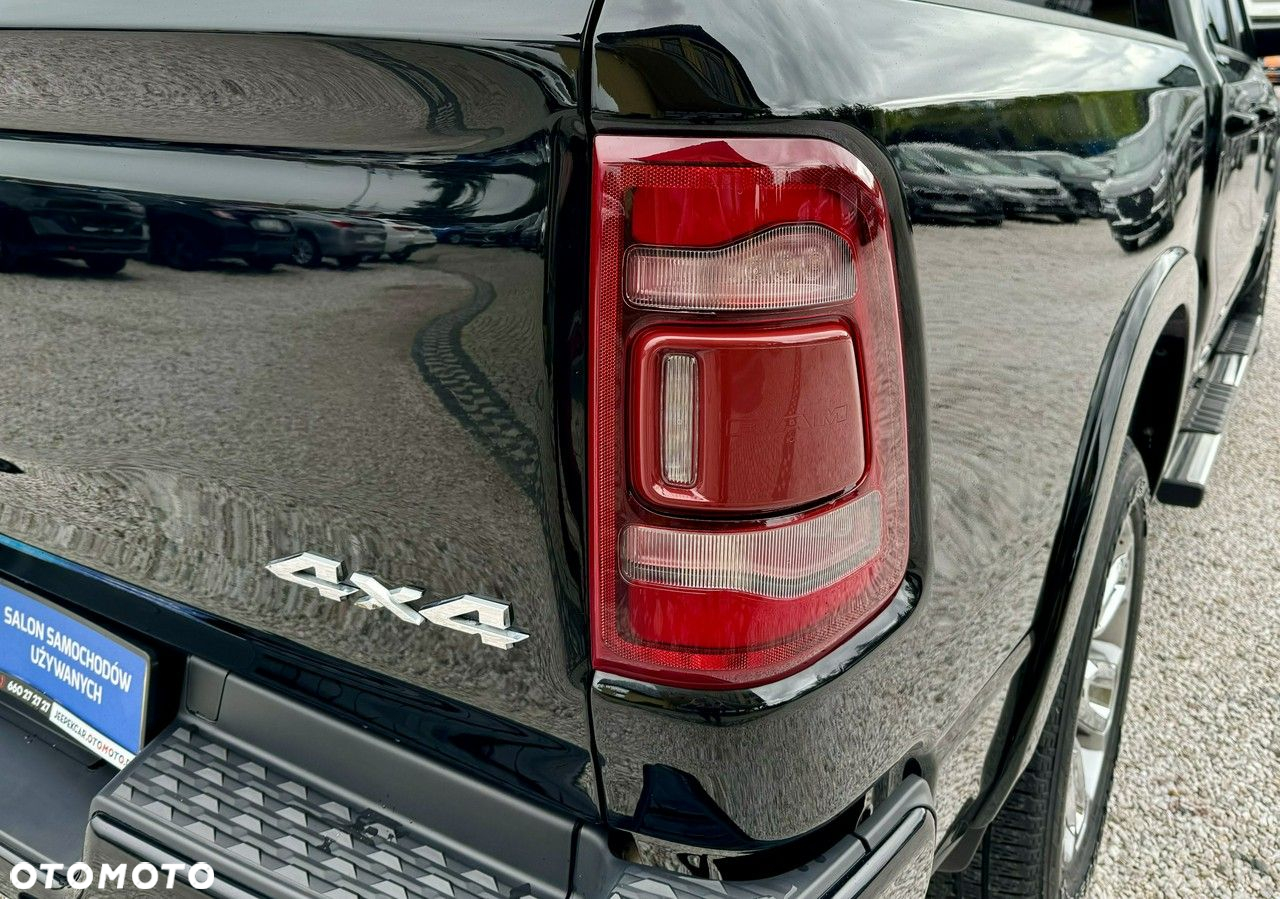 RAM 1500 - 17