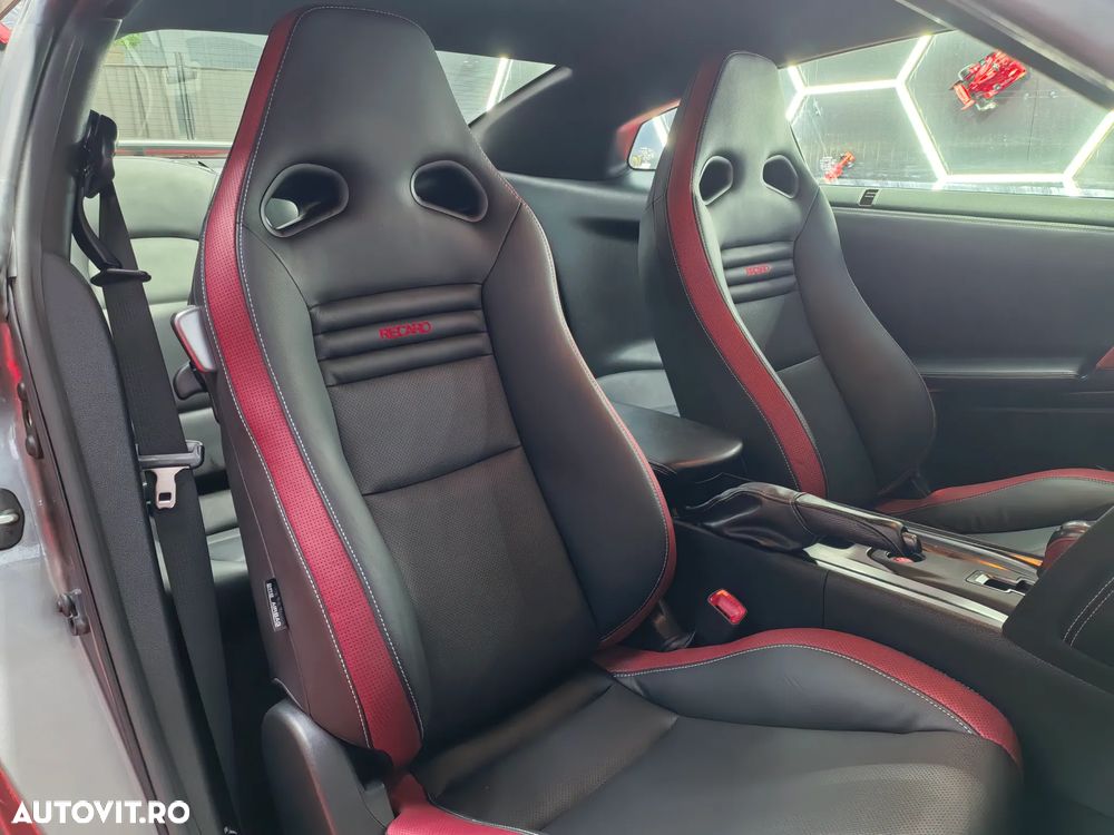 Nissan GT-R Black Edition - 9