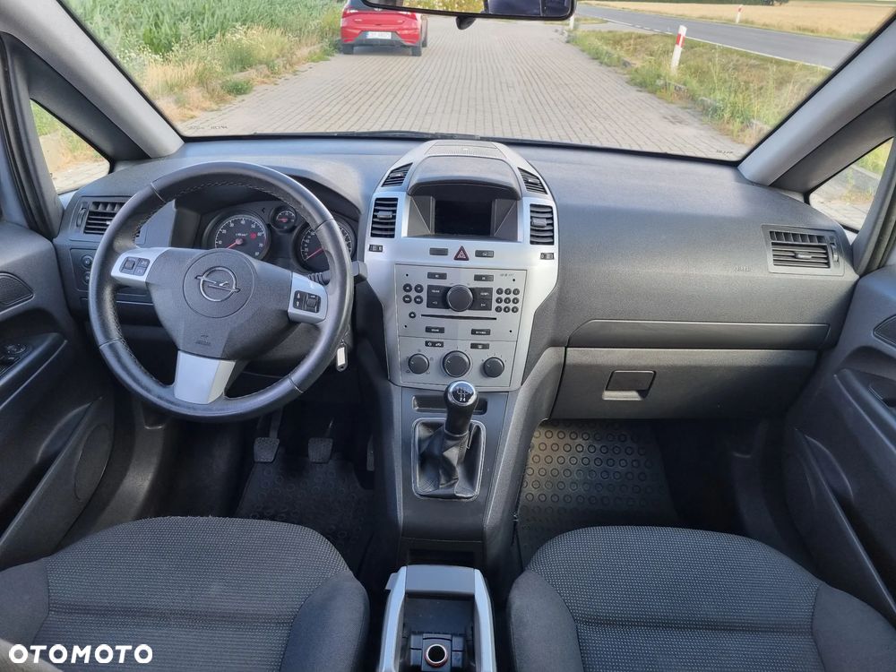 Opel Zafira 1.6 Cosmo - 7