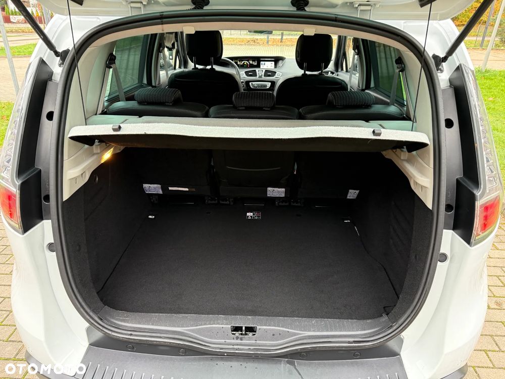 Renault Scenic - 18