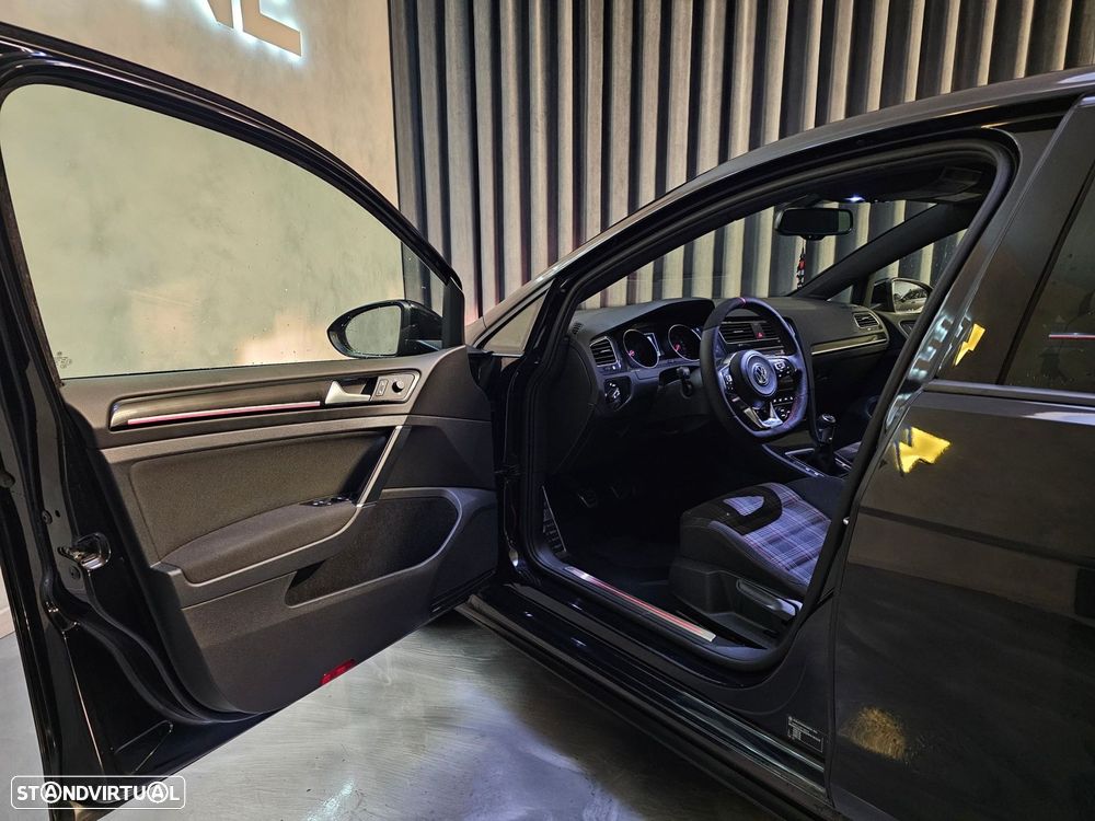 VW Golf 2.0 TSi GTi - 7