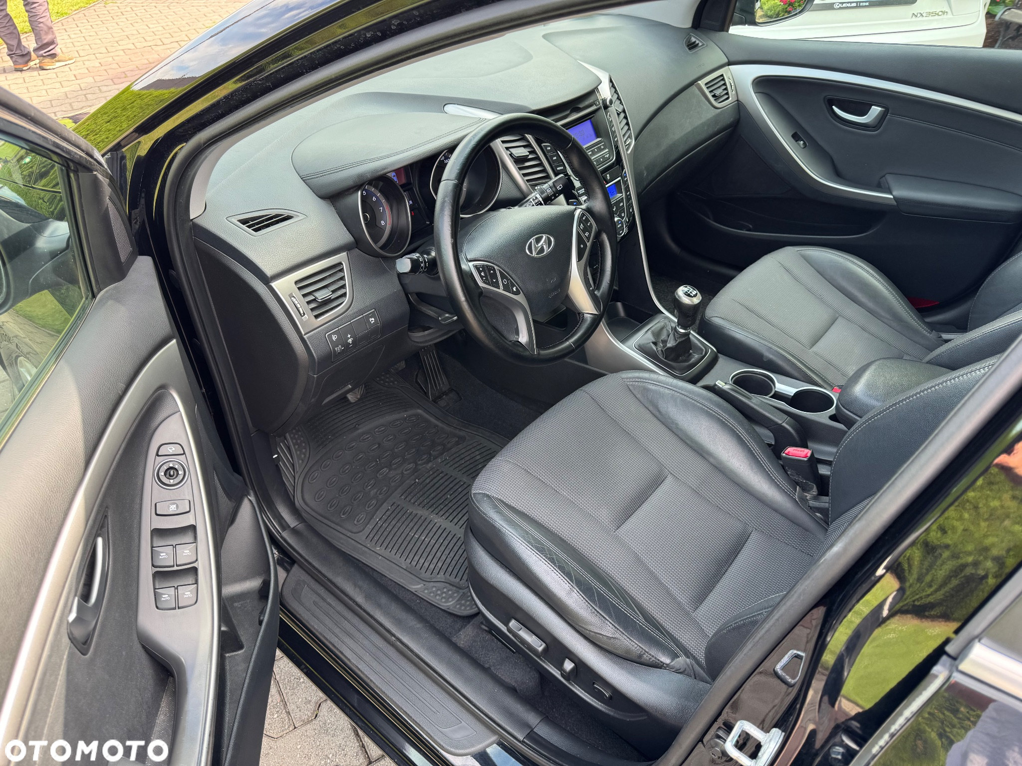 Hyundai i30 1.4 Premium - 17