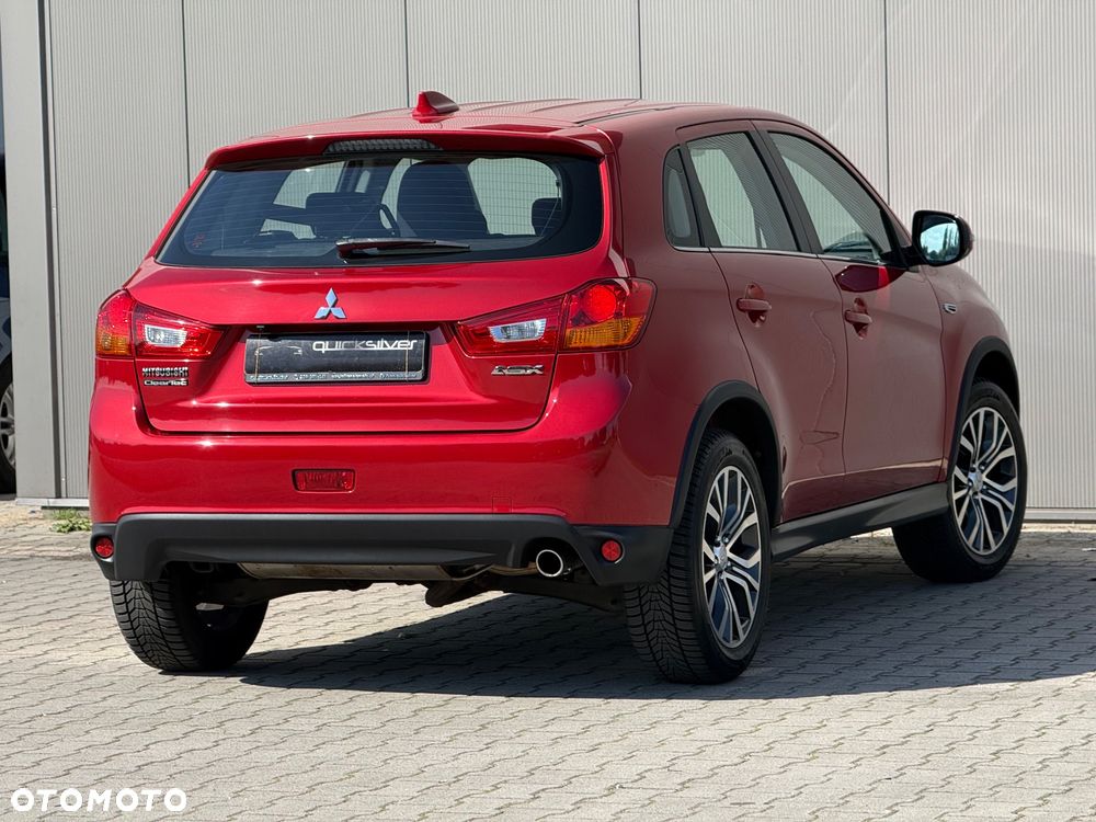 Mitsubishi ASX - 10