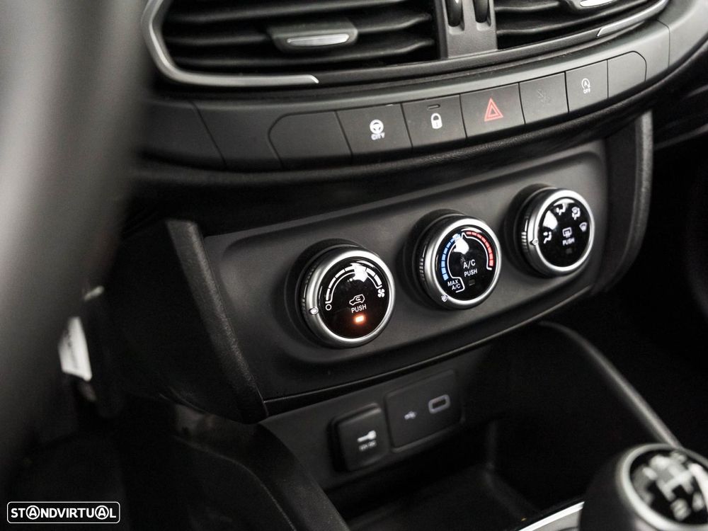 Fiat Tipo 1.3 MultiJet City Life - 20