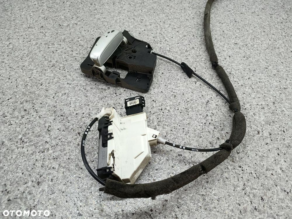 ZAMEK DRZWI PRZESUWNYCH LEWYCH CITROEN BERLINGO II PSA828421 9682100777 - 7
