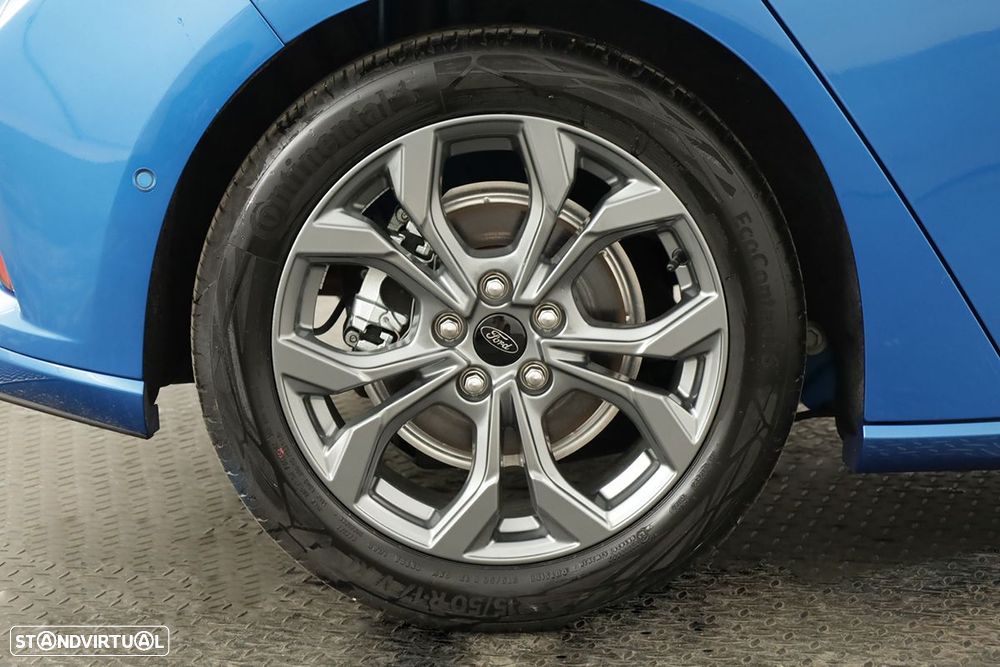 Ford Focus 1.0 EcoBoost MHEV ST-Line X - 5