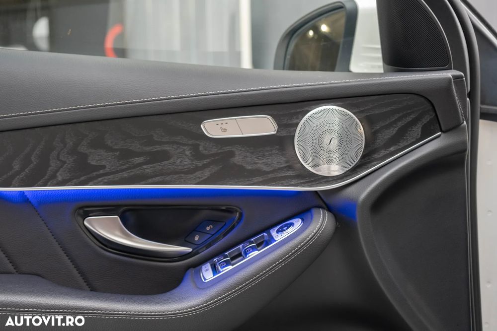 Mercedes-Benz GLC Coupe 300 4MATIC MHEV - 19