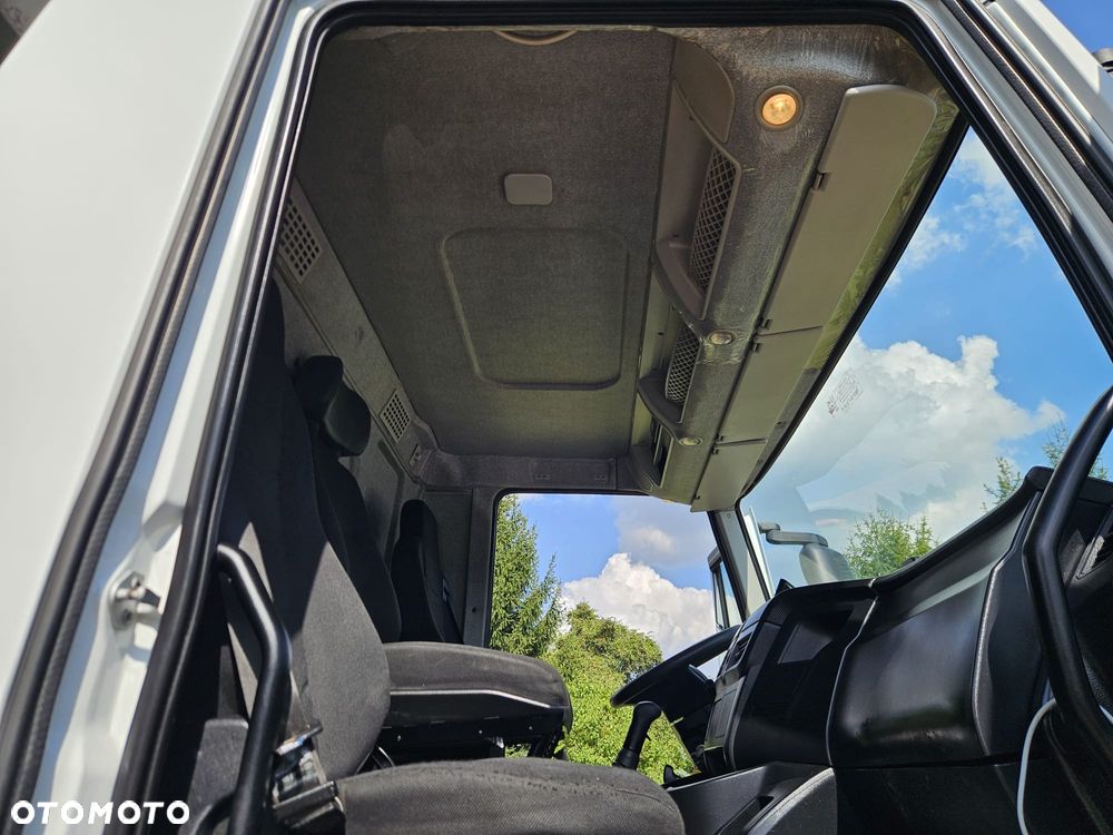 Iveco Stralis AD 330 - 23