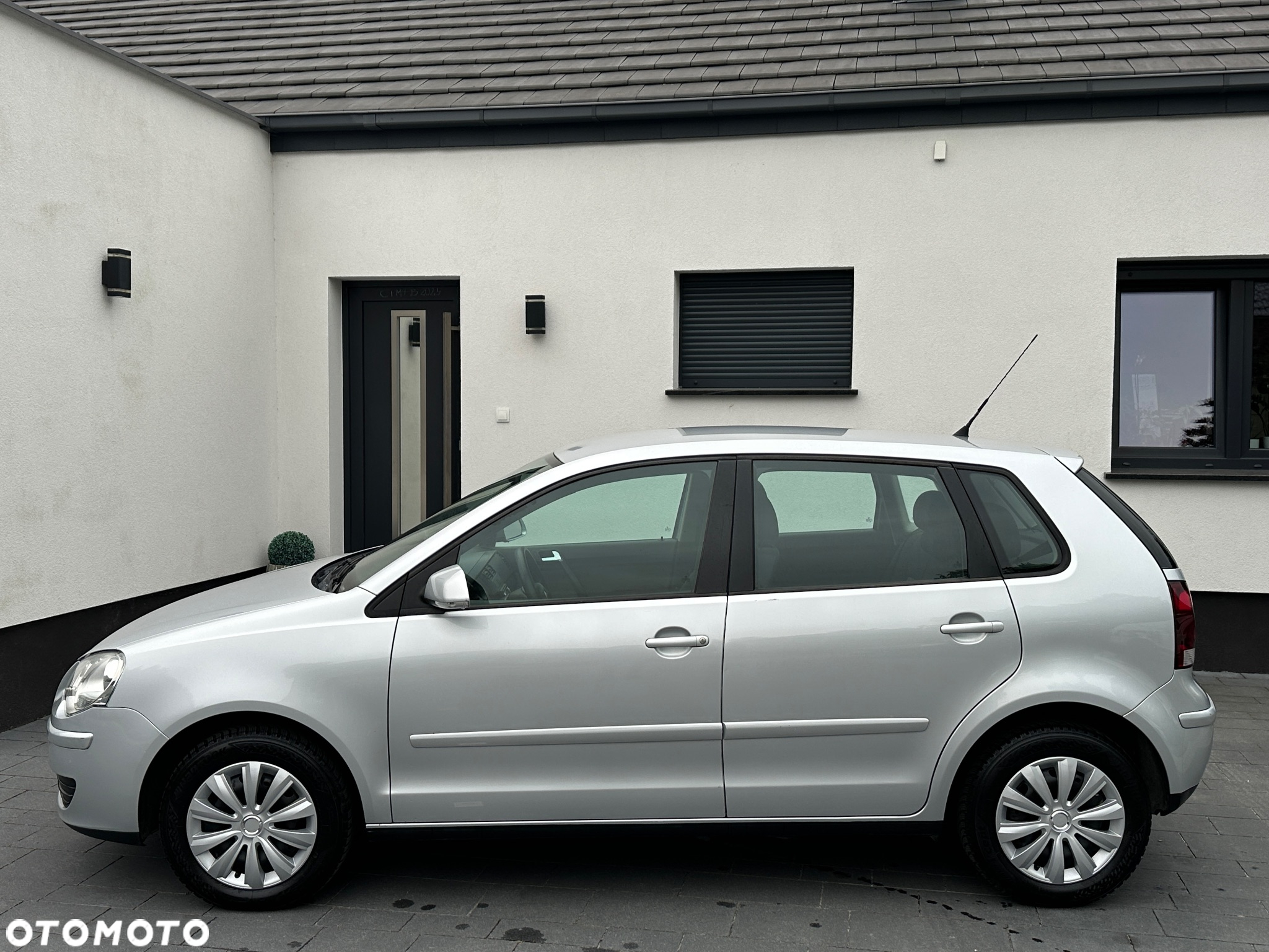 Volkswagen Polo - 8