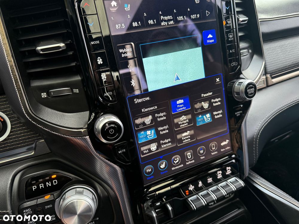 RAM 1500 5.7 Crew Cab Longbed Laramie Black - 17