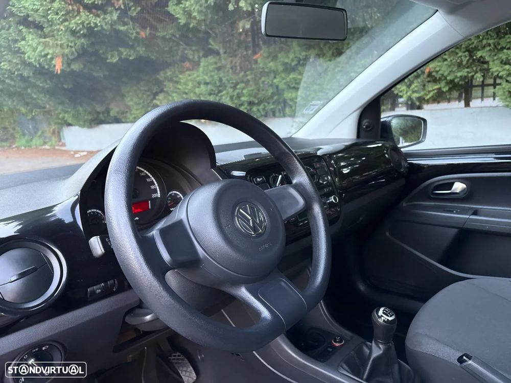 VW Up! 1.0 BlueMotion High - 12