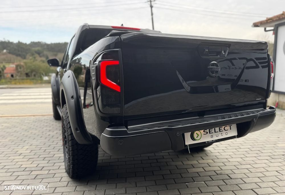 Nissan Navara 2.3 dCi CD 4WD Tekna Auto - 11