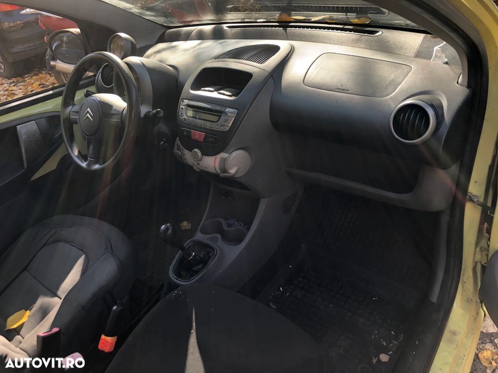 Dezmembrez Citroen C1 galben 2006 1,4 HDI - 5