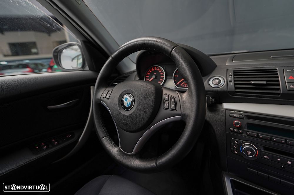 BMW 116 d Line Urban - 20