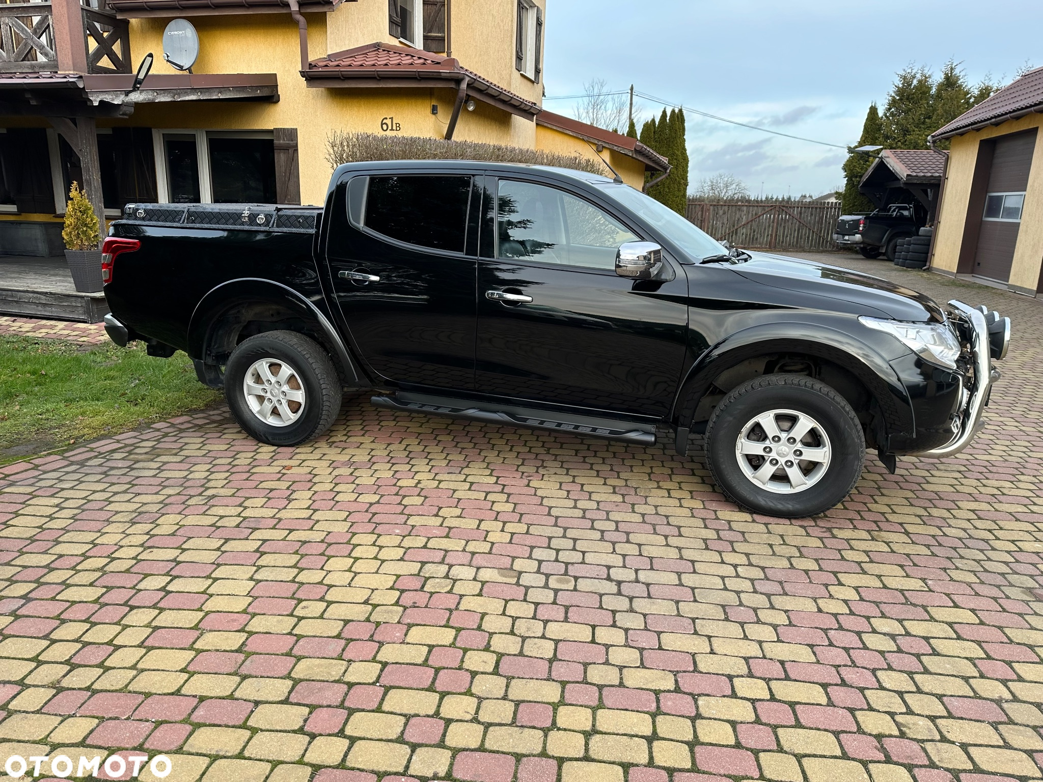 Mitsubishi L200 2.4 d DC Intense Plus EU6 - 24