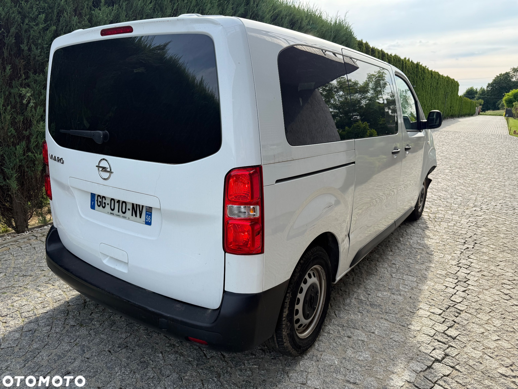 Opel Vivaro Kombi 1.5 CDTI Compact 2,7t Enjoy - 4