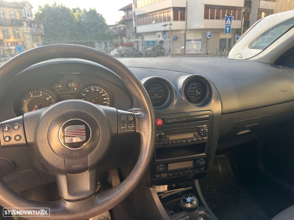 SEAT Ibiza - 2