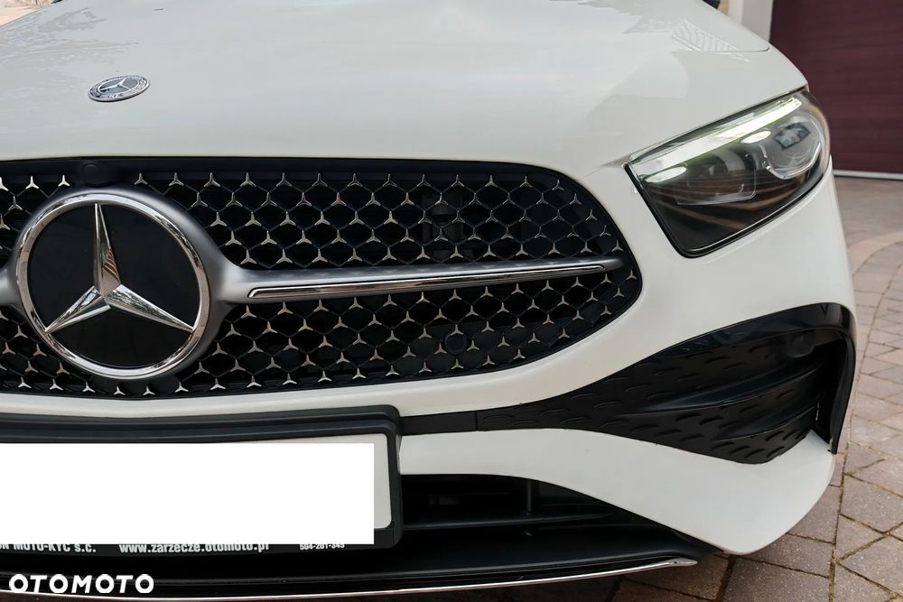 Mercedes-Benz Klasa A 220 4-Matic 7G-DCT - 38