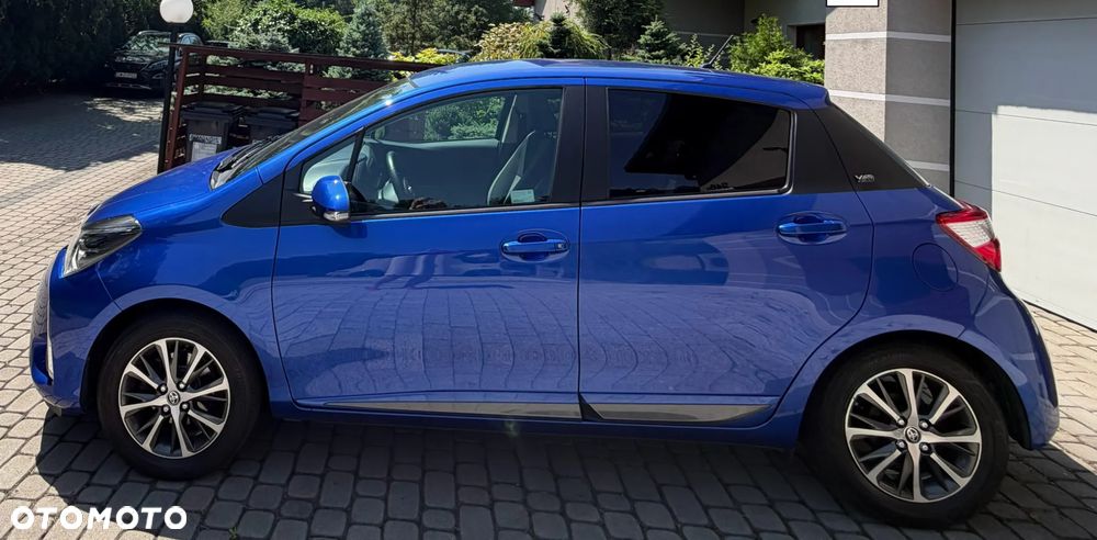 Toyota Yaris 1.5 Premium - 5