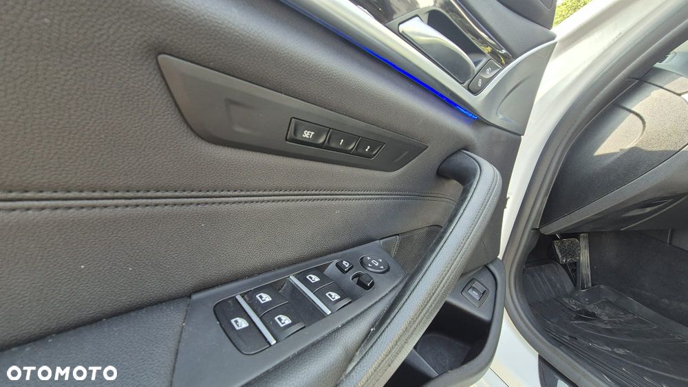 BMW Seria 5 - 11